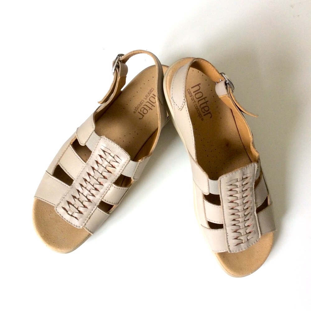 Hotter England’s Comfort Sandals Size 7.5 US.